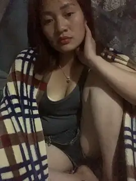 Lara-11 online show from December 3, 2025, 1:42 pm