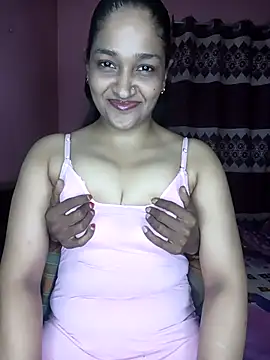 Snapshot of CoupleShow_432 chatting on April 25, 2026, 4:04 pm CoupleShow 432 online show from April 25, 2026, 4:04 pm
