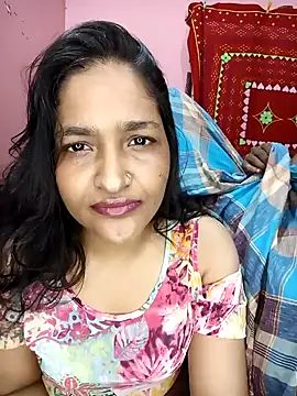 Snapshot of CoupleShow_432 chatting on May 7, 2026, 4:23 pm CoupleShow 432 online show from May 7, 2026, 4:23 pm