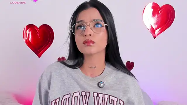 Snapshot of Sophie_Duarte chatting on February 13, 2026, 3:13 am Sophie Duarte online show from February 13, 2026, 3:13 am