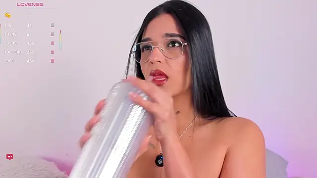 Snapshot of Sophie_Duarte chatting on February 24, 2026, 3:10 pm Sophie Duarte online show from February 24, 2026, 3:10 pm