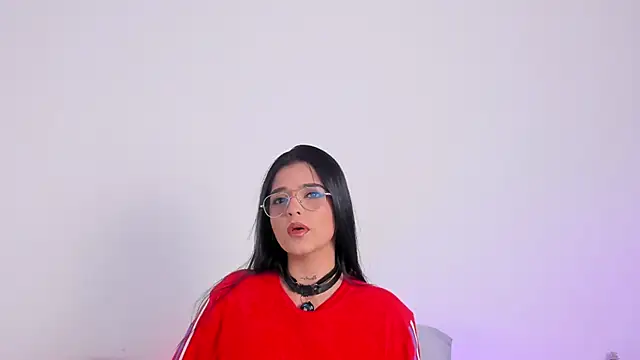 Snapshot of Sophie_Duarte chatting on March 1, 2026, 11:51 pm Sophie Duarte online show from March 1, 2026, 11:51 pm