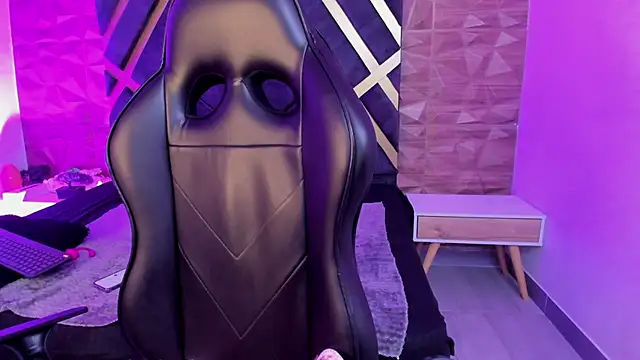 sydney miller  online show from February 17, 2026, 11:55 pm