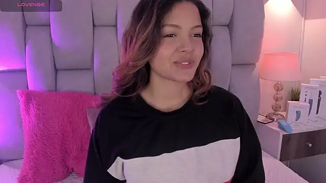 Amatista desire online show from February 2, 2026, 11:42 am