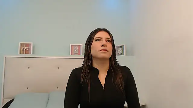 SusanWilliams  online show from March 17, 2026, 11:02 am