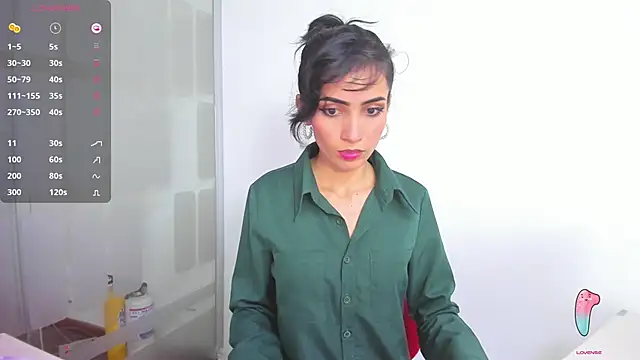 chloehanna online show from January 7, 2026, 8:44 pm