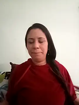 LeilaTaylor online show from November 13, 2025, 1:21 pm