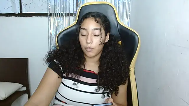 emily stars1 online show from December 20, 2025, 10:28 pm