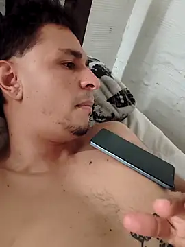 Snapshot of Catalina_Bairon chatting on November 4, 2025, 8:08 pm Catalina Bairon online show from November 4, 2025, 8:08 pm