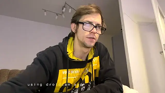 StephPra94 online show from October 29, 2025, 7:48 pm