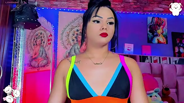 Zulema Zahirx online show from November 5, 2025, 12:10 am