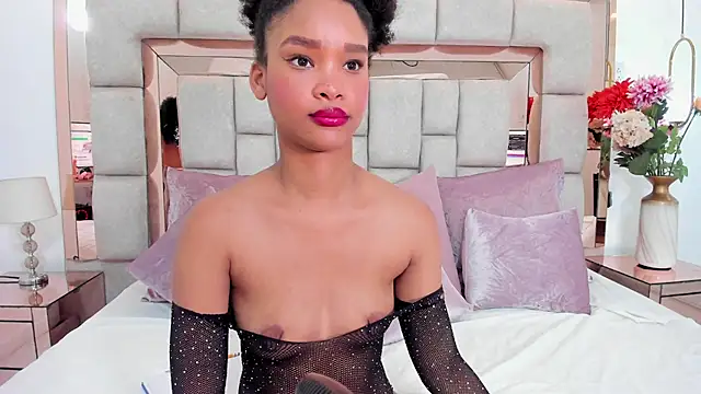 karolebonyy online show from January 18, 2026, 5:44 am