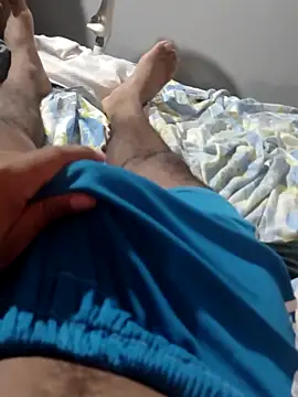 Snapshot of Gatoohottt chatting on October 31, 2025, 1:34 pm Gatoohottt online show from October 31, 2025, 1:34 pm