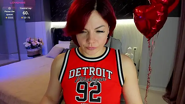 Snapshot of Wow_Maya chatting on February 17, 2026, 12:51 am Wow Maya online show from February 17, 2026, 12:51 am