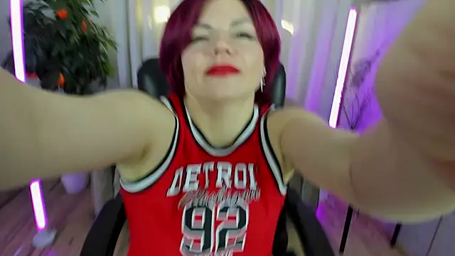 Snapshot of Wow_Maya chatting on February 20, 2026, 6:26 am Wow Maya online show from February 20, 2026, 6:26 am