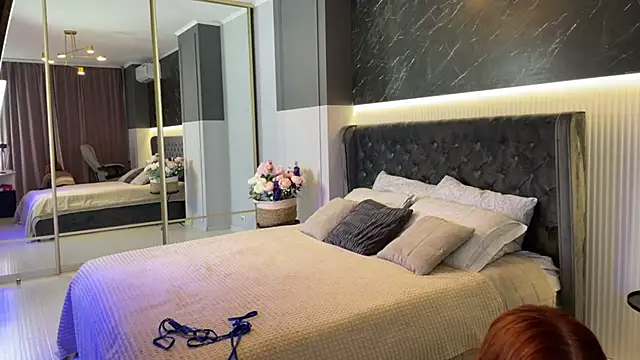 Snapshot of Wow_Maya chatting on March 13, 2026, 1:34 am Wow Maya online show from March 13, 2026, 1:34 am