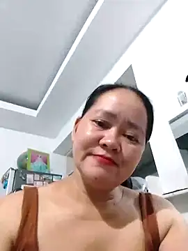 Snapshot of Crazy_little_thin4uxx chatting on October 22, 2025, 9:58 pm Crazy little thin4uxx online show from October 22, 2025, 9:58 pm