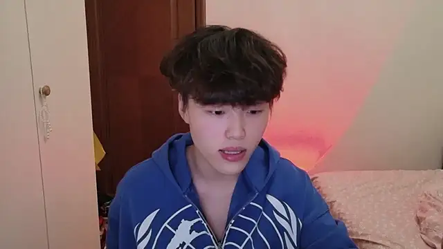 L1kuto online show from February 8, 2026, 9:34 am