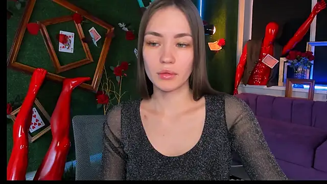 lollyrais online show from March 10, 2026, 1:16 pm