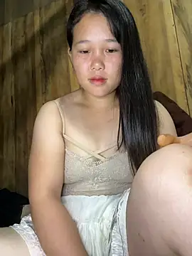 love pusy09 online show from April 24, 2026, 2:58 am