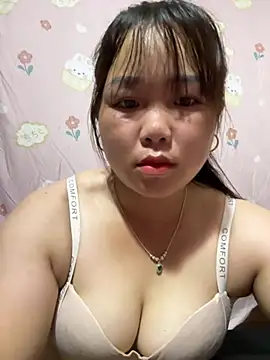Snapshot of love_pusy09 chatting on July 15, 2026, 8:41 am love pusy09 online show from July 15, 2026, 8:41 am