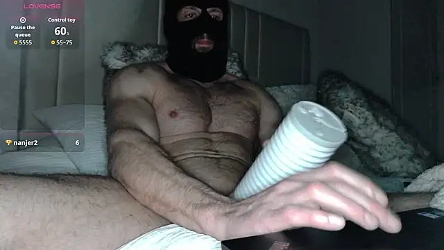 Masked Bull38 Uk online show from March 26, 2026, 9:20 pm