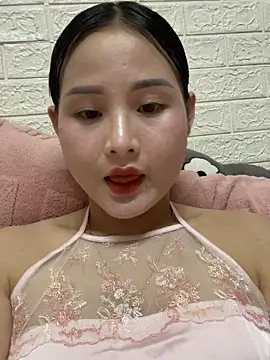 Snapshot of Emma_sexy98 chatting on December 20, 2025, 4:25 pm Emma sexy98 online show from December 20, 2025, 4:25 pm