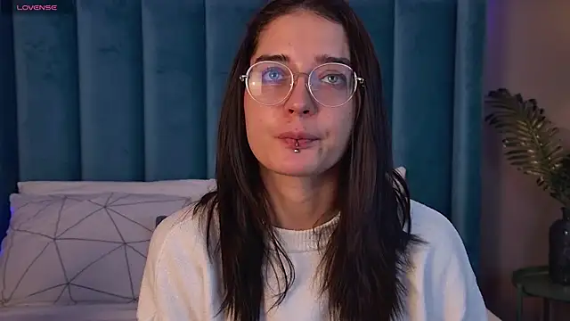 Snapshot of EricaKors chatting on February 7, 2026, 5:44 am EricaKors online show from February 7, 2026, 5:44 am