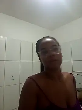 Snapshot of Prettahsantos29 chatting on November 6, 2025, 1:23 pm Prettahsantos29 online show from November 6, 2025, 1:23 pm