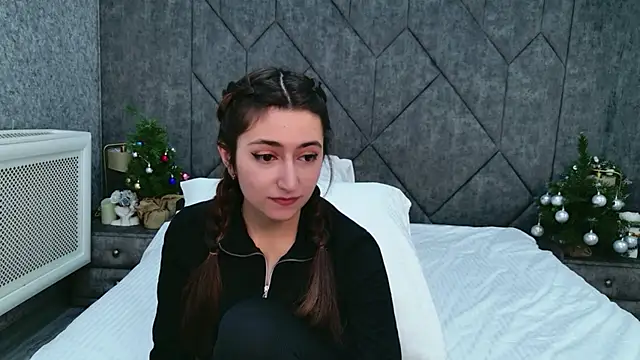 Gloria Bendall online show from January 9, 2026, 3:15 pm