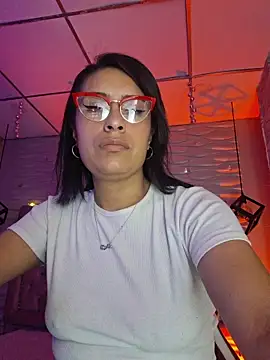 Roxanne Han online show from February 21, 2026, 11:44 am