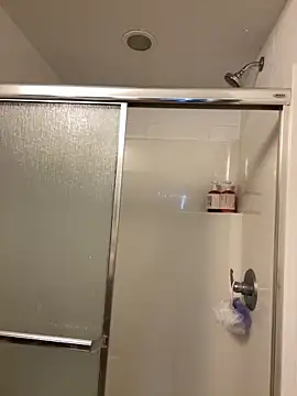 elliepixie online show from February 20, 2026, 7:25 pm