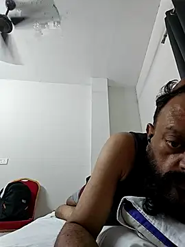 jimforsex1982 online show from May 12, 2026, 7:33 pm