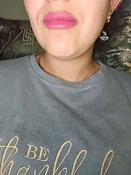 Sexy-girl online show from May 12, 2026, 10:18 pm
