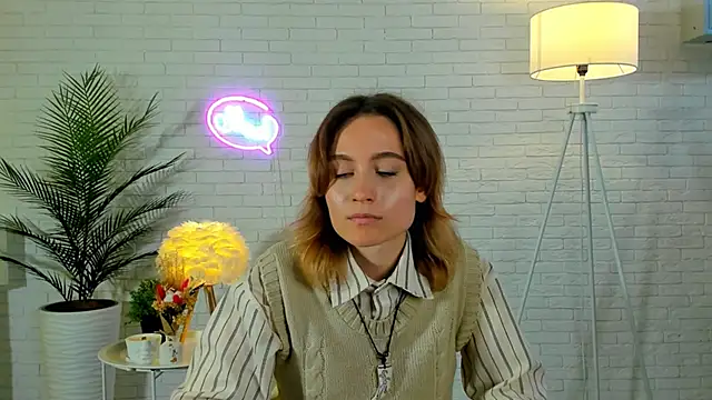 Snapshot of NicolettePebbles chatting on October 23, 2025, 9:52 am NicolettePebbles online show from October 23, 2025, 9:52 am