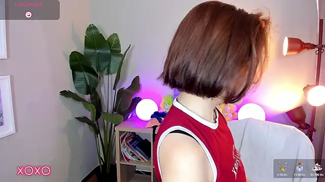 lexirouge   online show from November 20, 2025, 12:38 pm