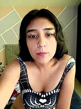 Snapshot of Nahomievans233 chatting on October 24, 2025, 12:56 pm Nahomievans233 online show from October 24, 2025, 12:56 pm