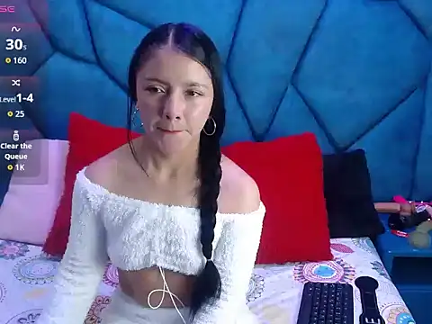 JulietaDiamond online show from March 19, 2026, 3:21 am