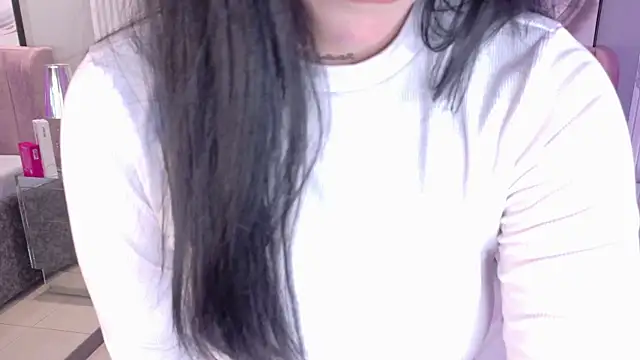 LaurenBecker  online show from July 29, 2026, 9:46 pm