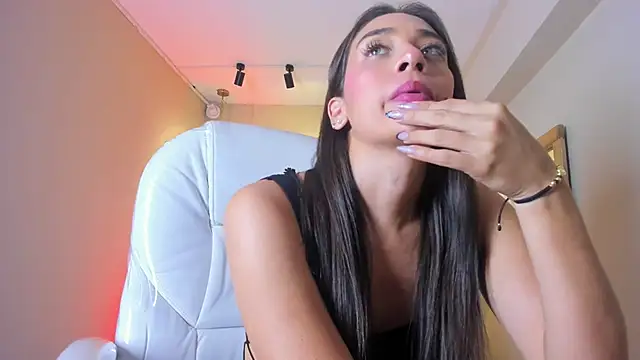 NahimiThompson online show from May 7, 2026, 8:14 pm