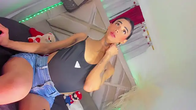 shopy horny online show from July 9, 2026, 4:49 am