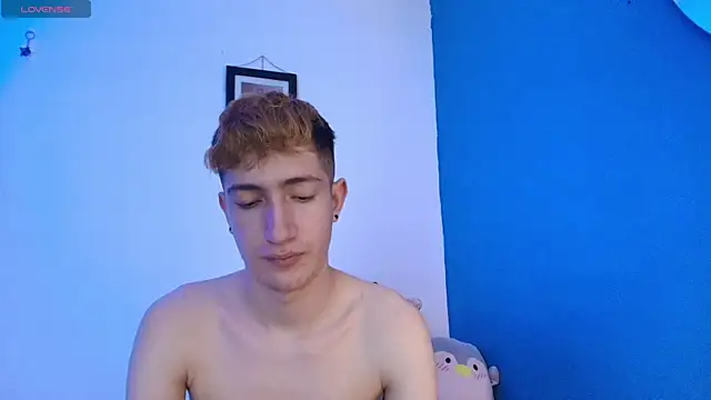 Snapshot of Erick_Taylor3 chatting on June 12, 2026, 8:41 pm Erick Taylor3 online show from June 12, 2026, 8:41 pm
