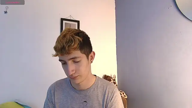 Erick Taylor3 online show from July 9, 2026, 8:13 pm