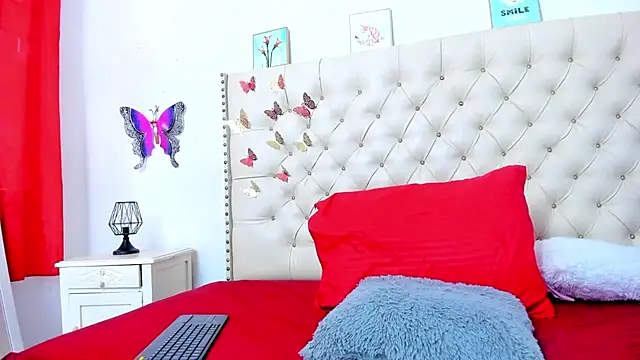 celena wonder online show from December 14, 2025, 6:56 pm