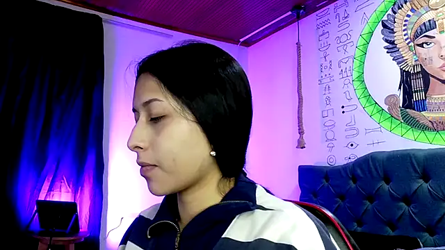 melissa  dolce online show from November 17, 2025, 8:47 pm