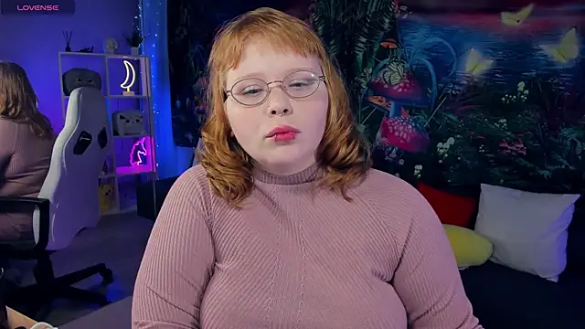 LottieReed online show from November 28, 2025, 5:04 pm