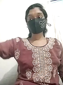 Snapshot of Tushi-10 chatting on November 16, 2025, 2:11 pm Tushi-10 online show from November 16, 2025, 2:11 pm