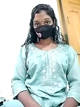 Snapshot of Tushi-10 chatting on November 23, 2025, 6:57 am Tushi-10 online show from November 23, 2025, 6:57 am