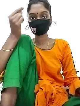 Snapshot of Tushi-10 chatting on December 18, 2025, 10:16 pm Tushi-10 online show from December 18, 2025, 10:16 pm