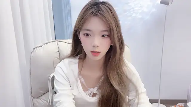 babyting-888- online show from November 19, 2025, 1:33 pm